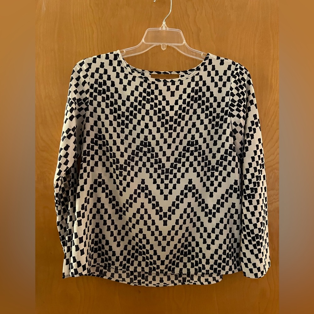 Veronica M Women’s Abstract Print Pullover Blouse Long Sleeve Size L